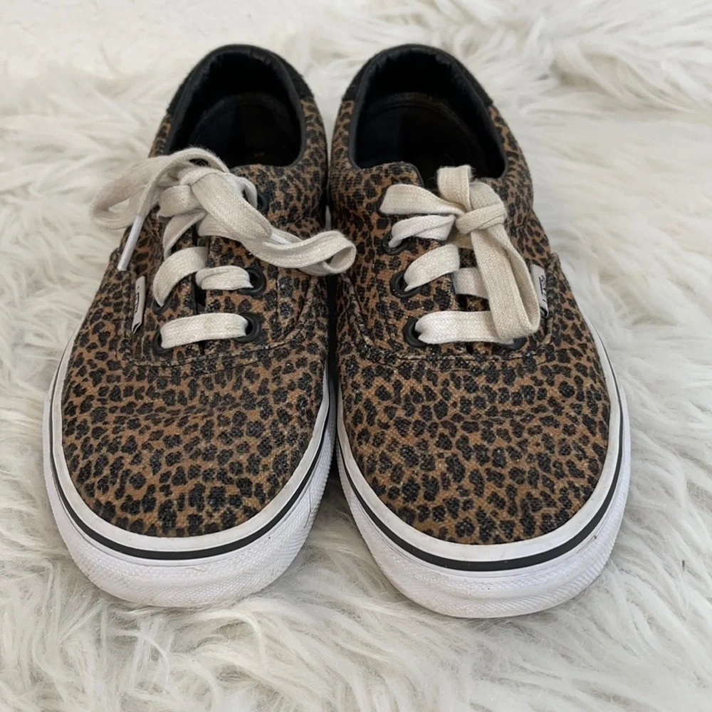 Vans Animal Print Sneakers Size 5 - Picture 2 of 8